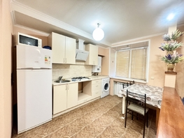 Продается 1-комнатная квартира 40-летия Победы пр-кт, 36.4  м², 4300000 рублей