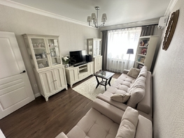 Продается 2-комнатная квартира 45-я линия ул, 50.1 м², 8200000 рублей